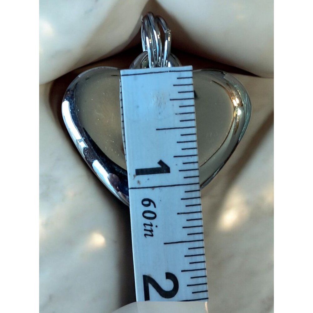 Polished Silver Metal Heart Pendant - Picture 3 of 3